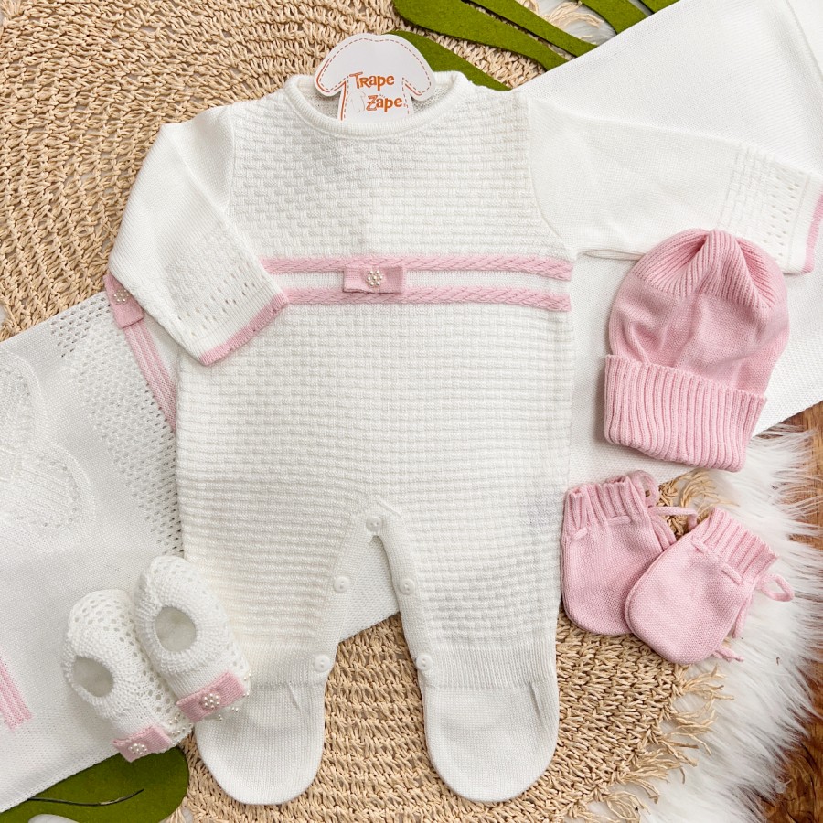 Saída Maternidade Maitê - Off White e Rosa Saída Maternidade Maitê - Off White e Rosa